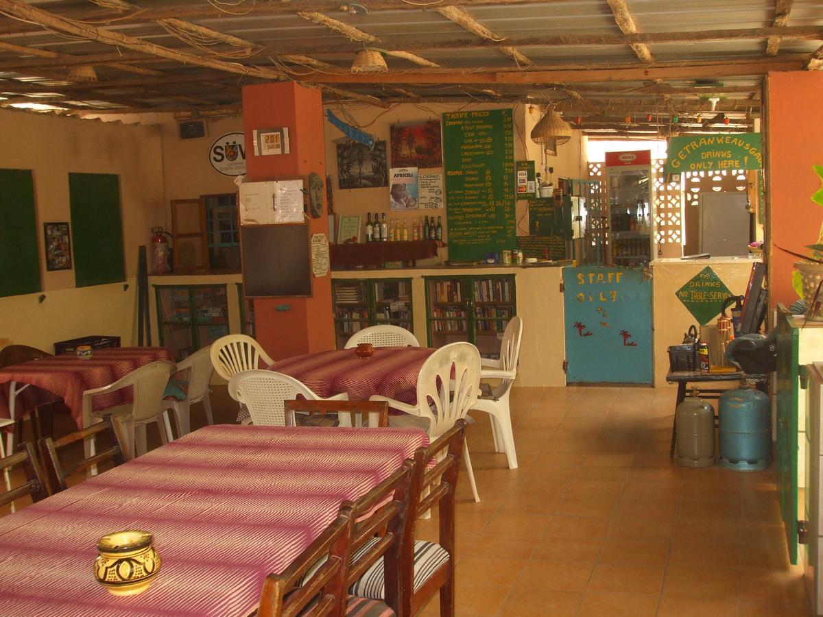 Camping-Sukuta & Lodge Ngoại thất bức ảnh